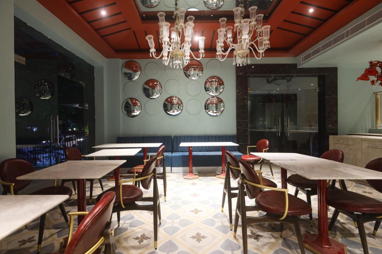 The Saga Hotel Nuova Delhi Esterno foto