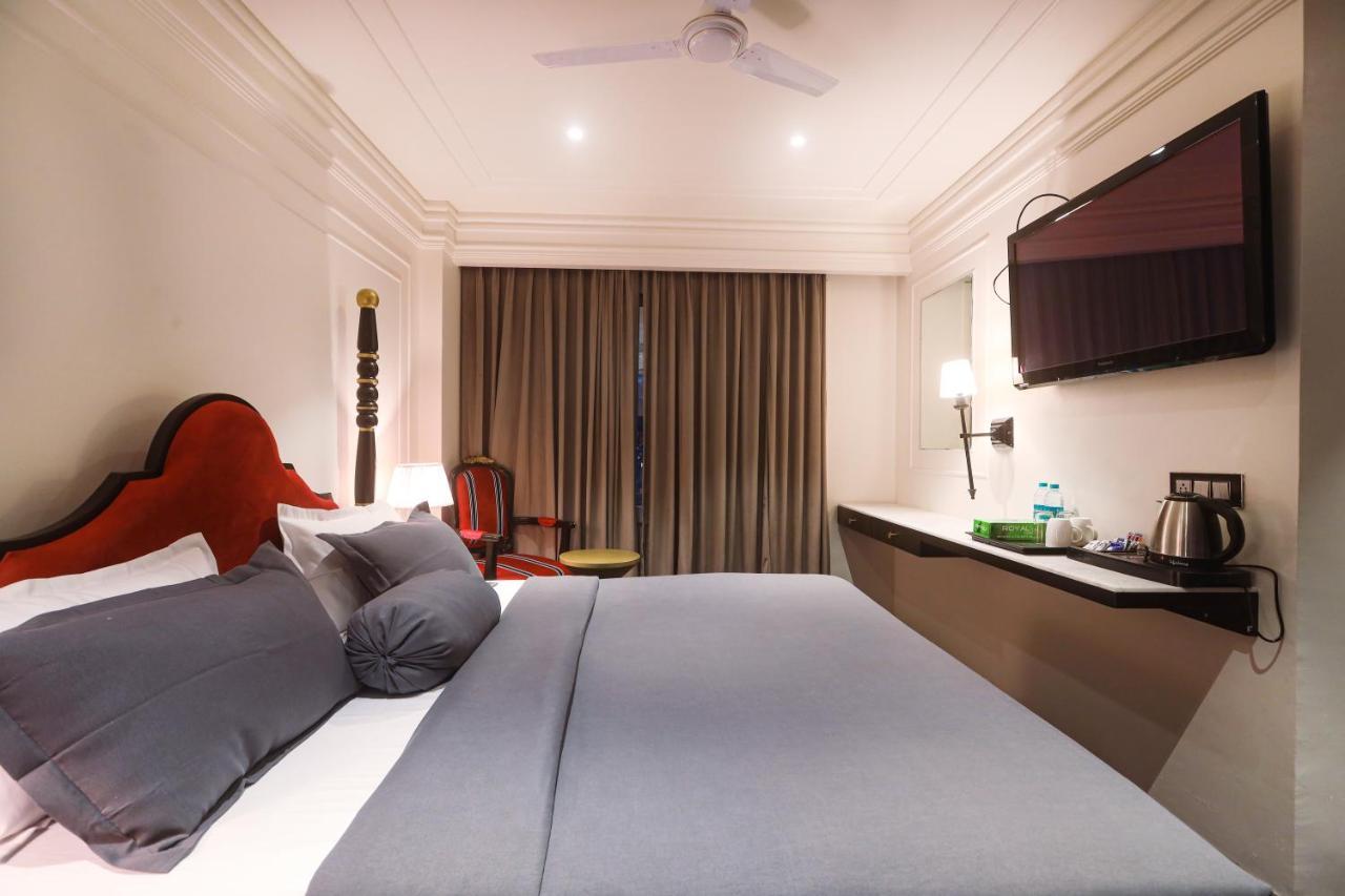 The Saga Hotel Nuova Delhi Esterno foto